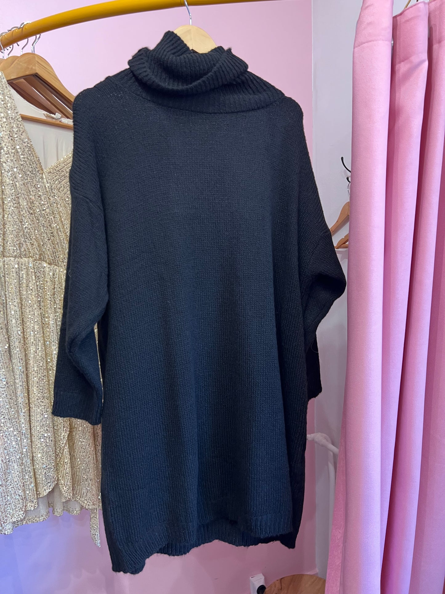 Robe pull grande taille col roulé