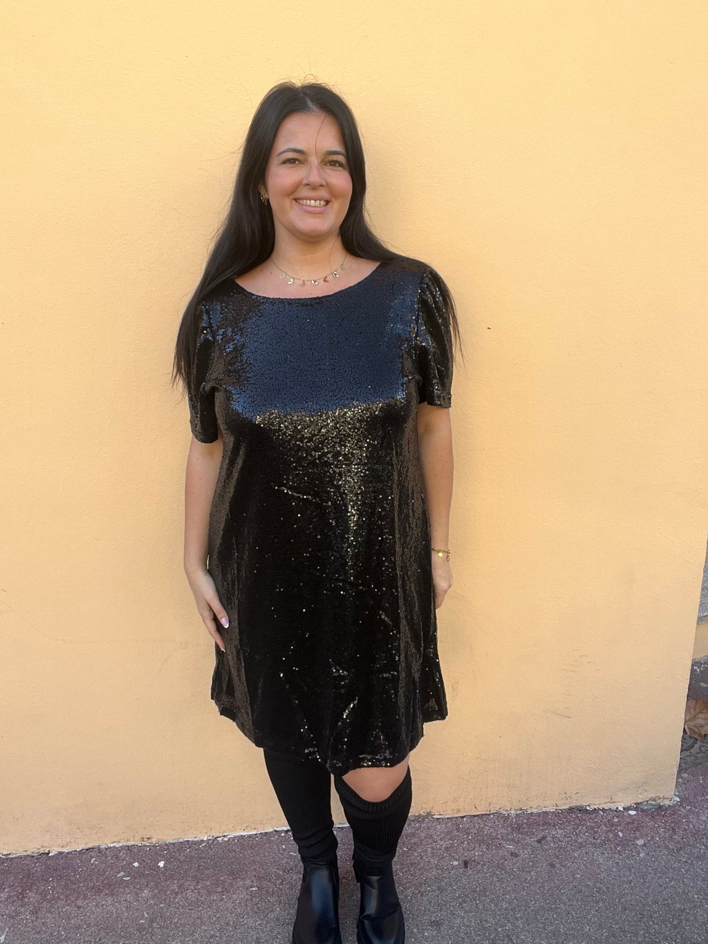 Robe pailletée noire Noor