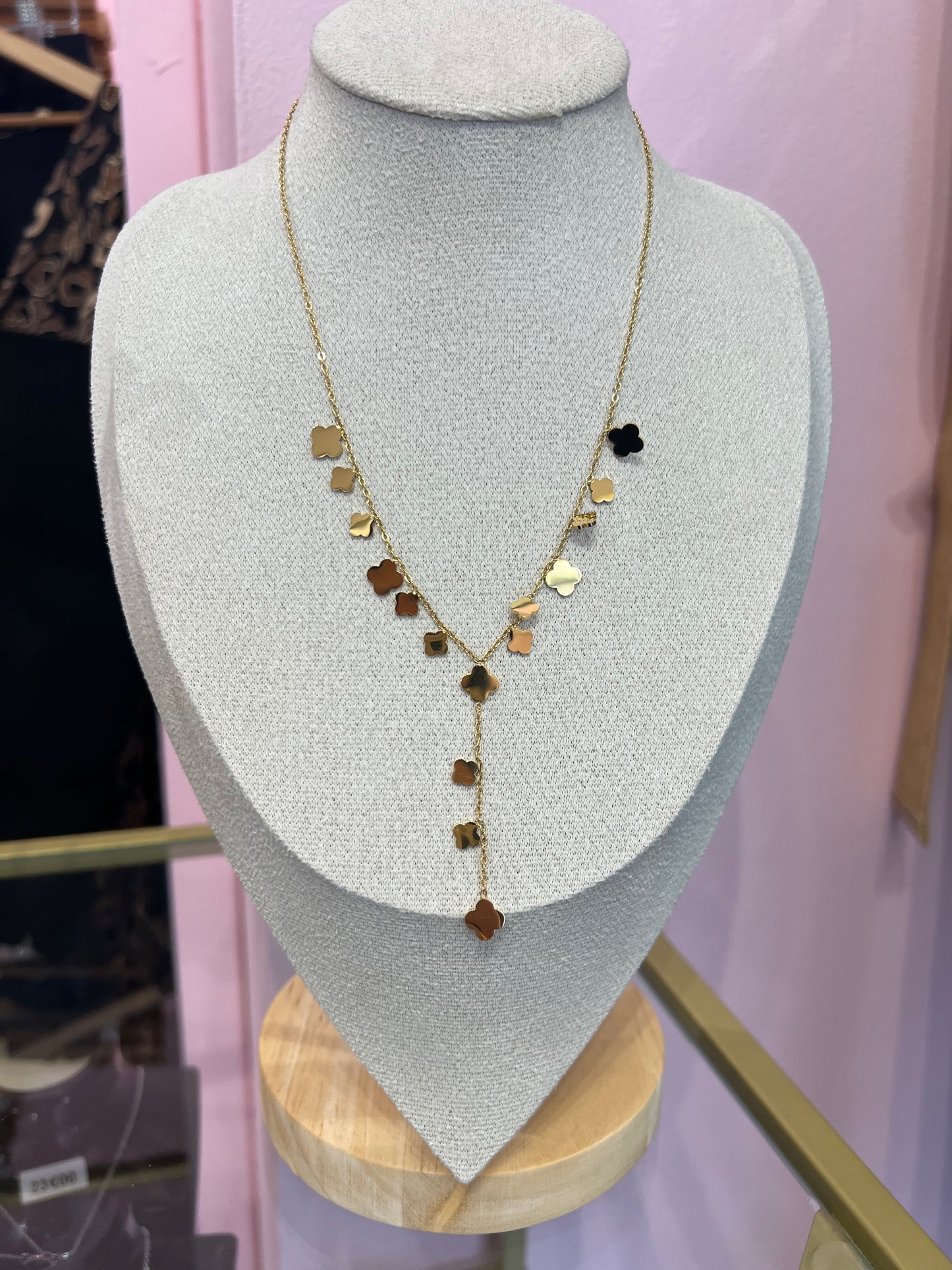 Collier Jao