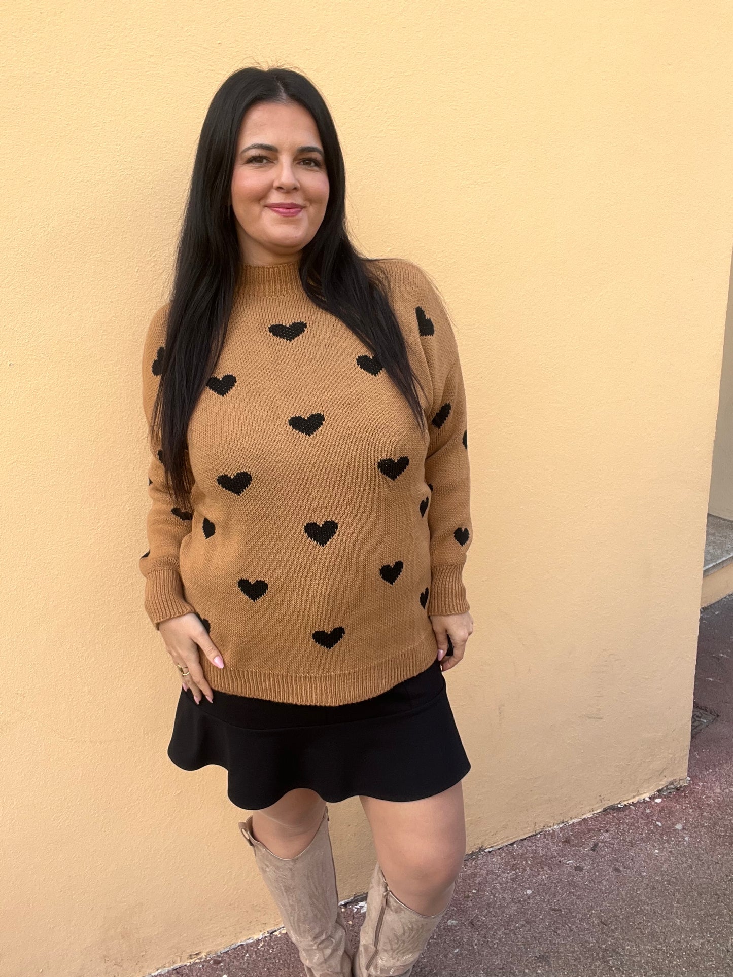Pull grande taille camel cœurs