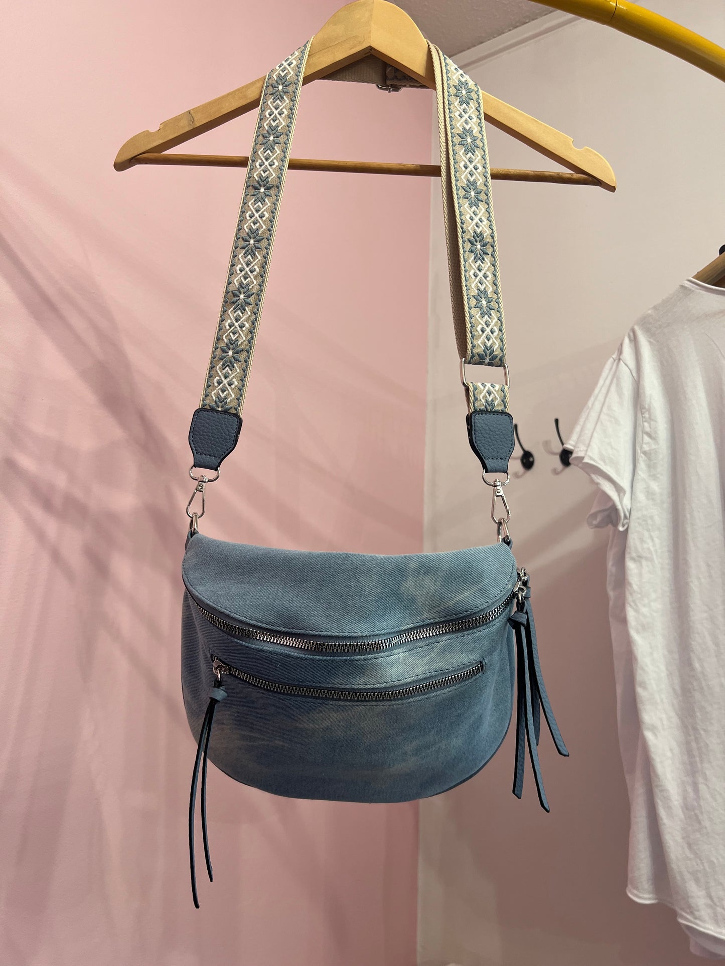 Banane double poche bleue claire