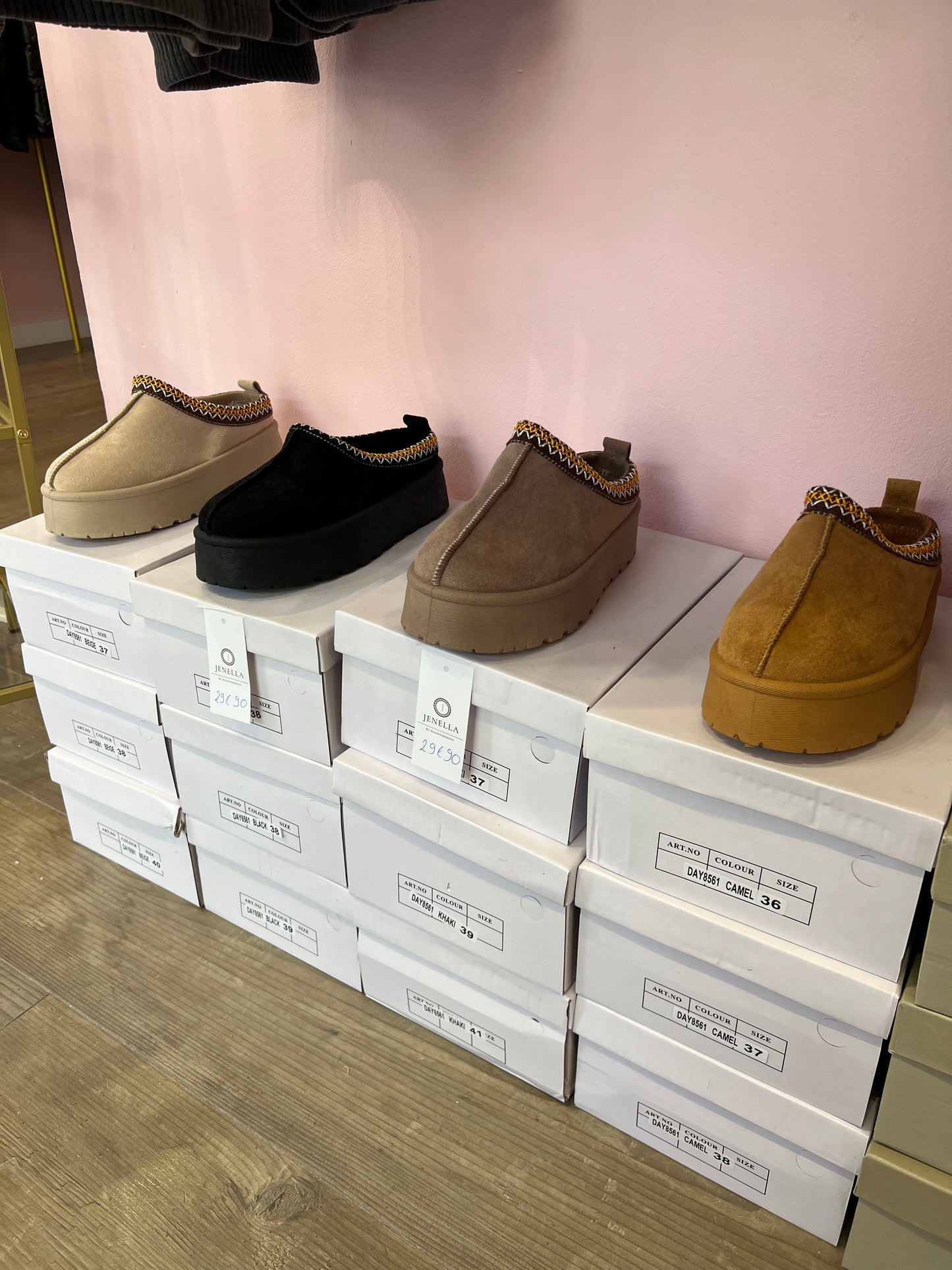 Bottines compensées beiges