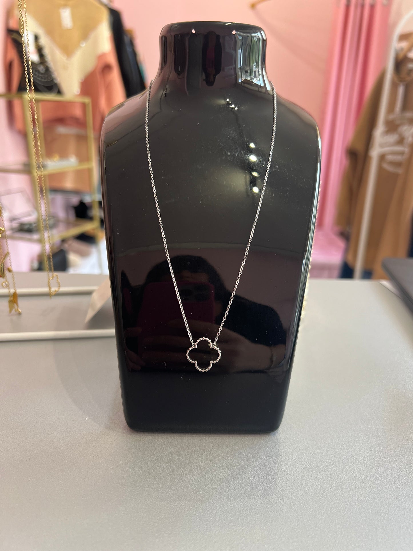 Collier Caly