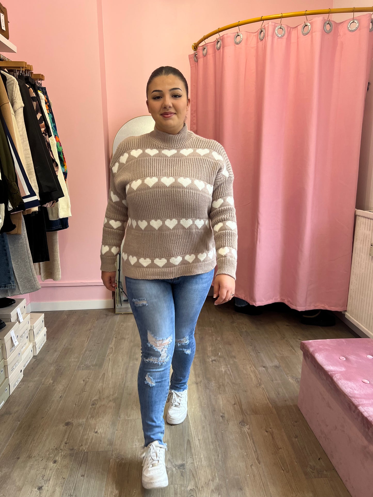 Pull coeurs beige