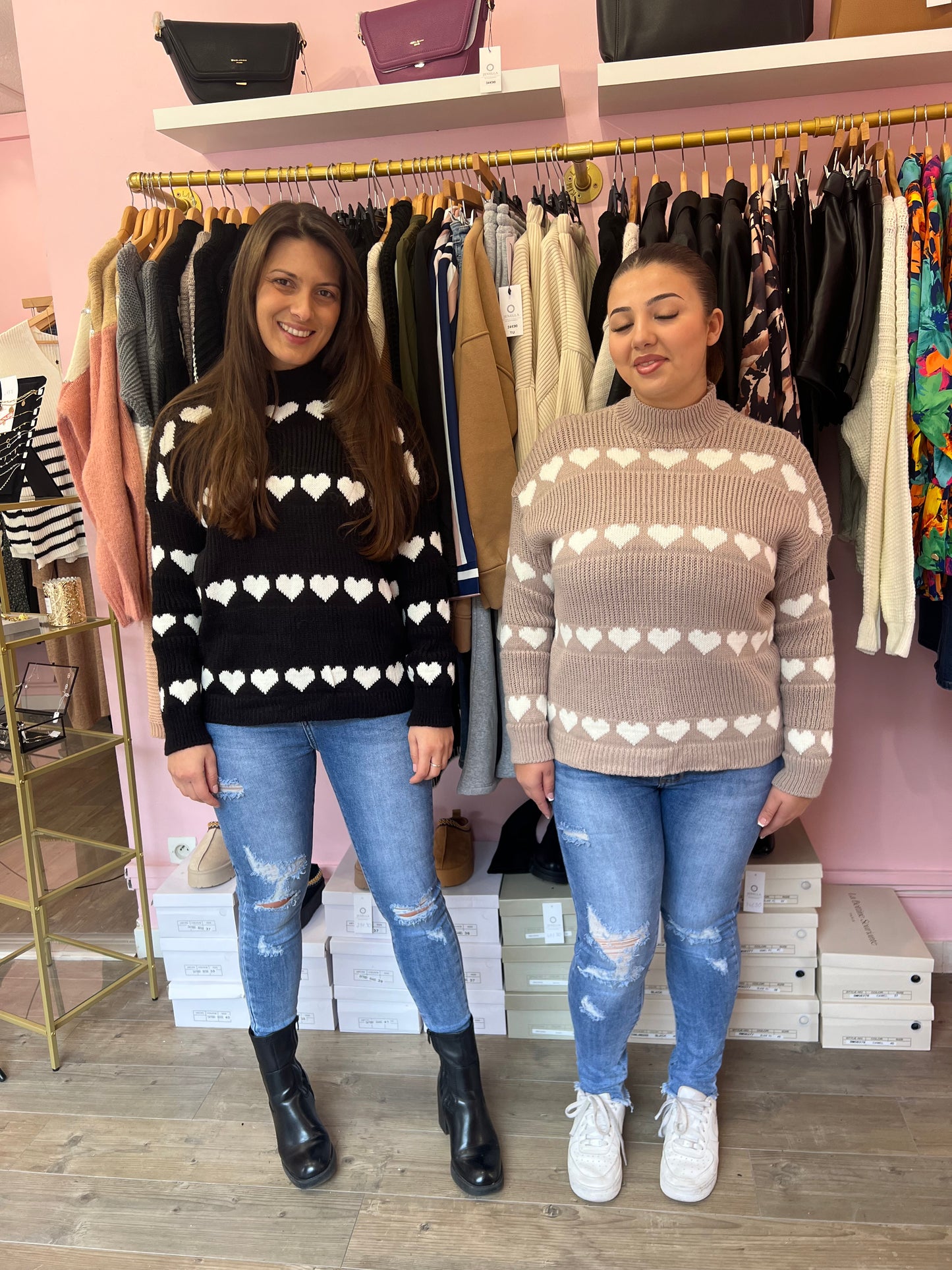 Pull coeurs beige