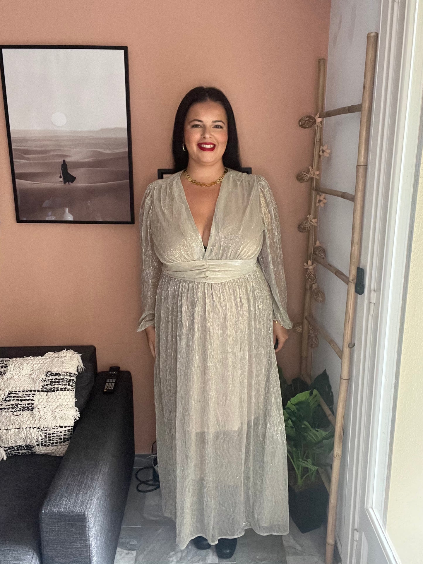 Robe dorée scintillante