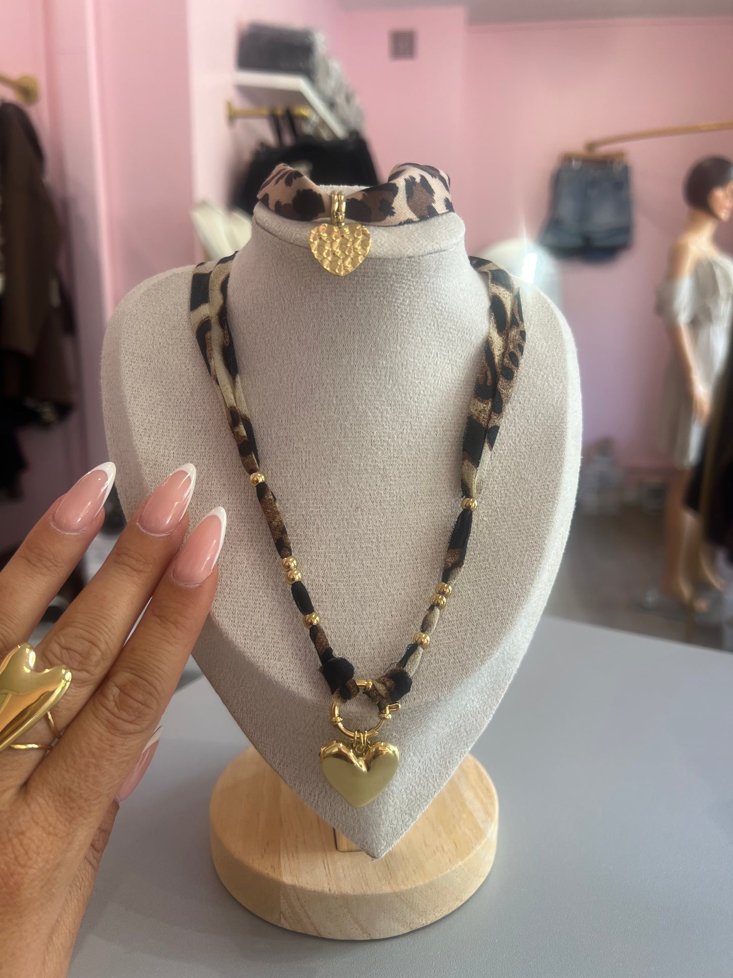Collier Léopard cœur