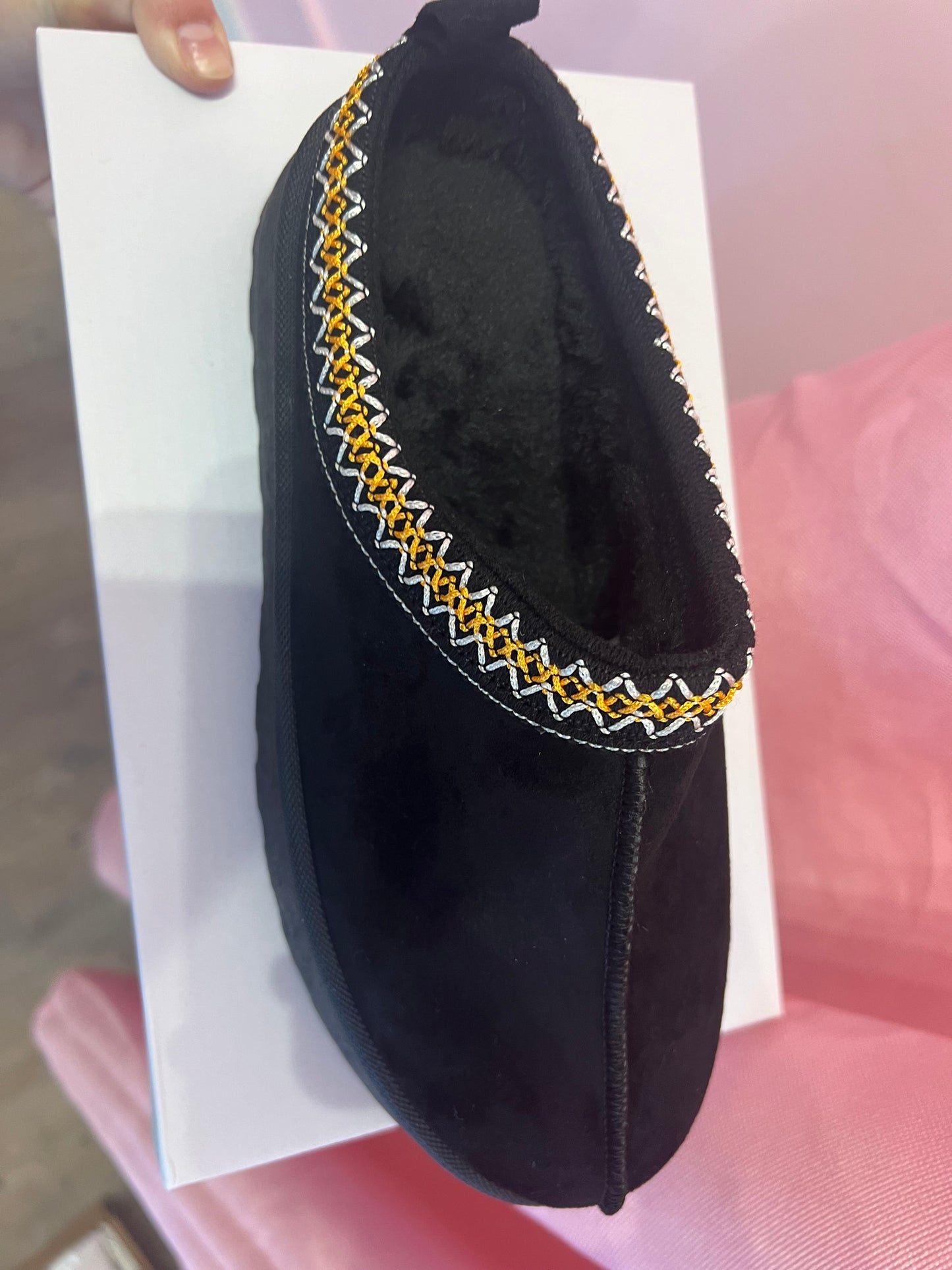 Bottines compensées noires