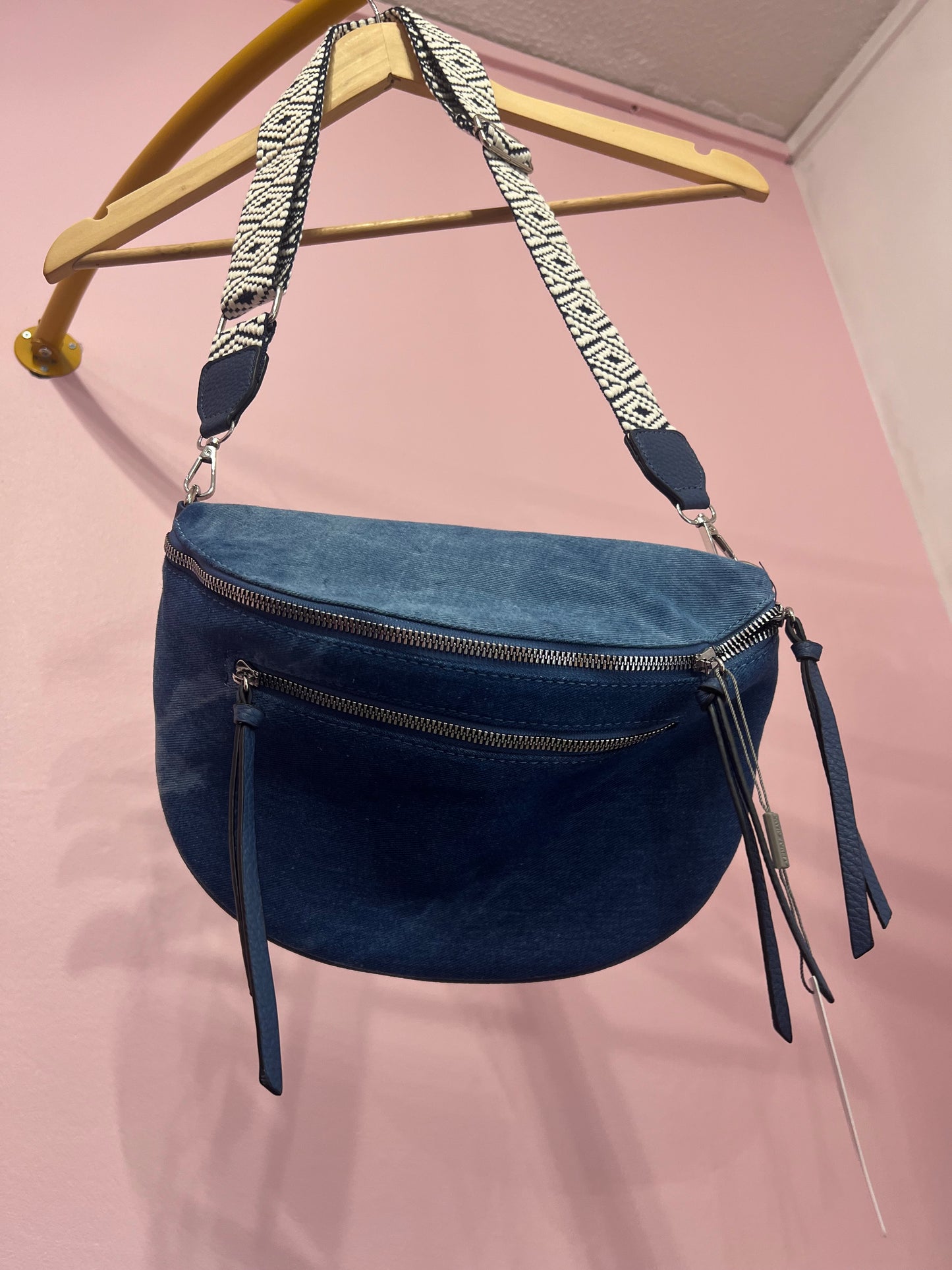 Banane double poche bleue foncée