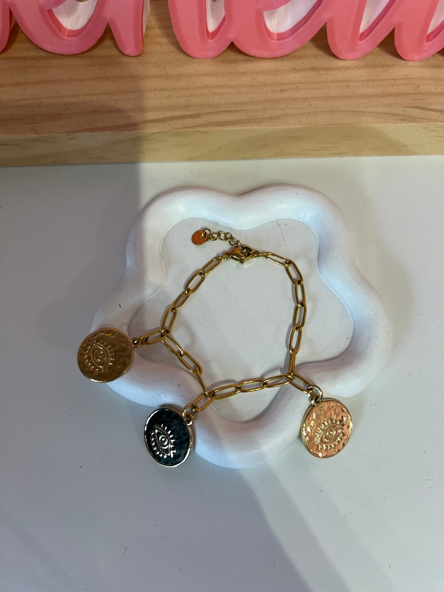 Bracelet breloque œil