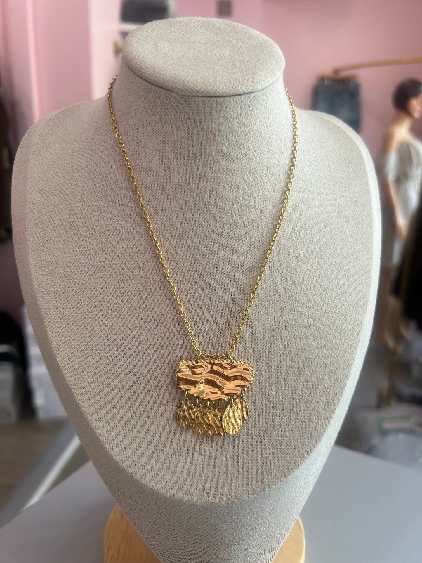 Collier Maé