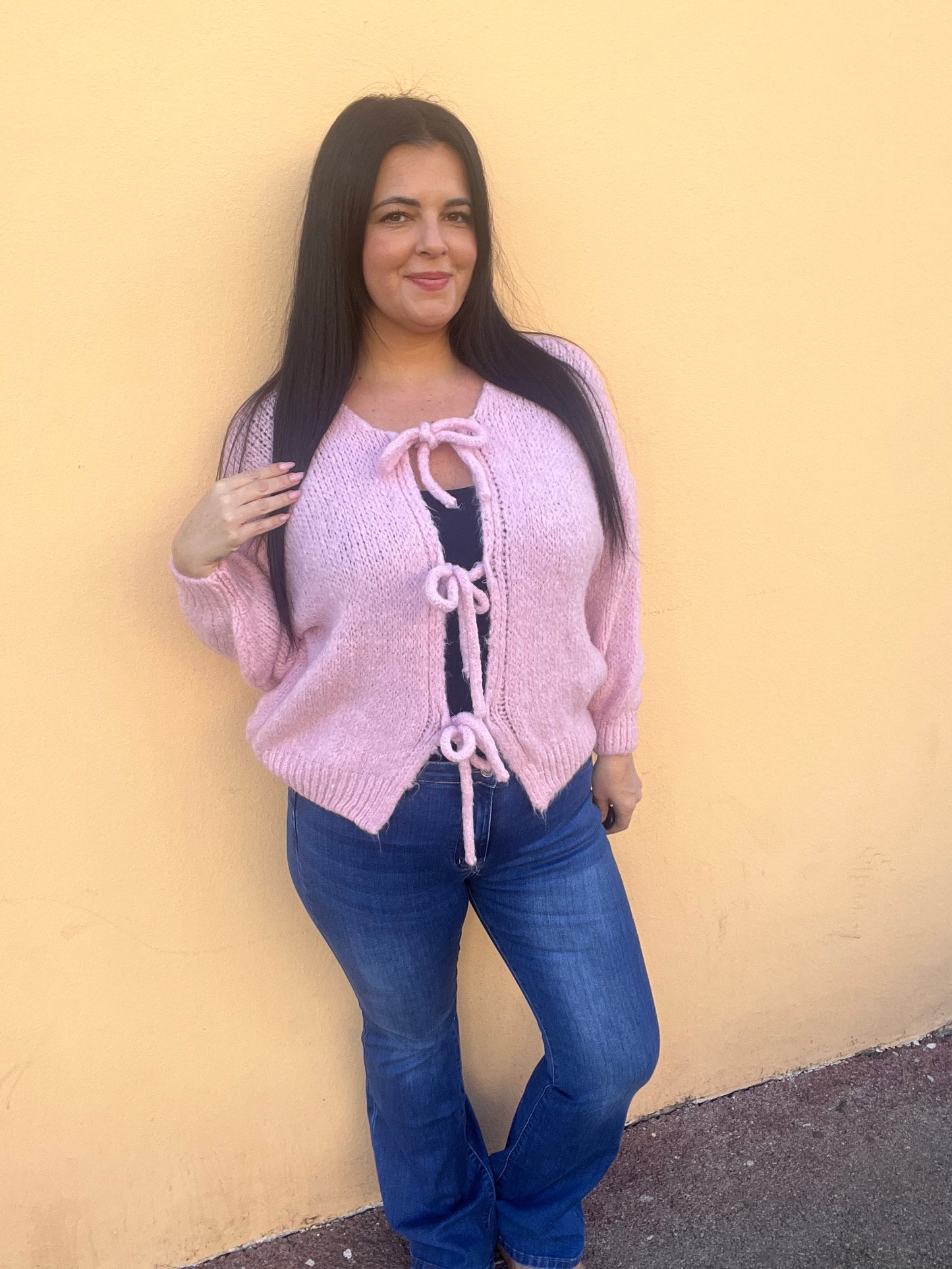 Pull laine lacets rose