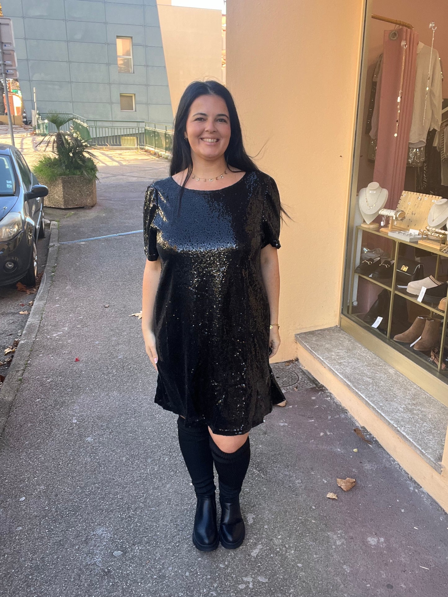 Robe pailletée noire Noor