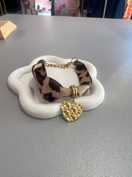 Bracelet léopard cœur