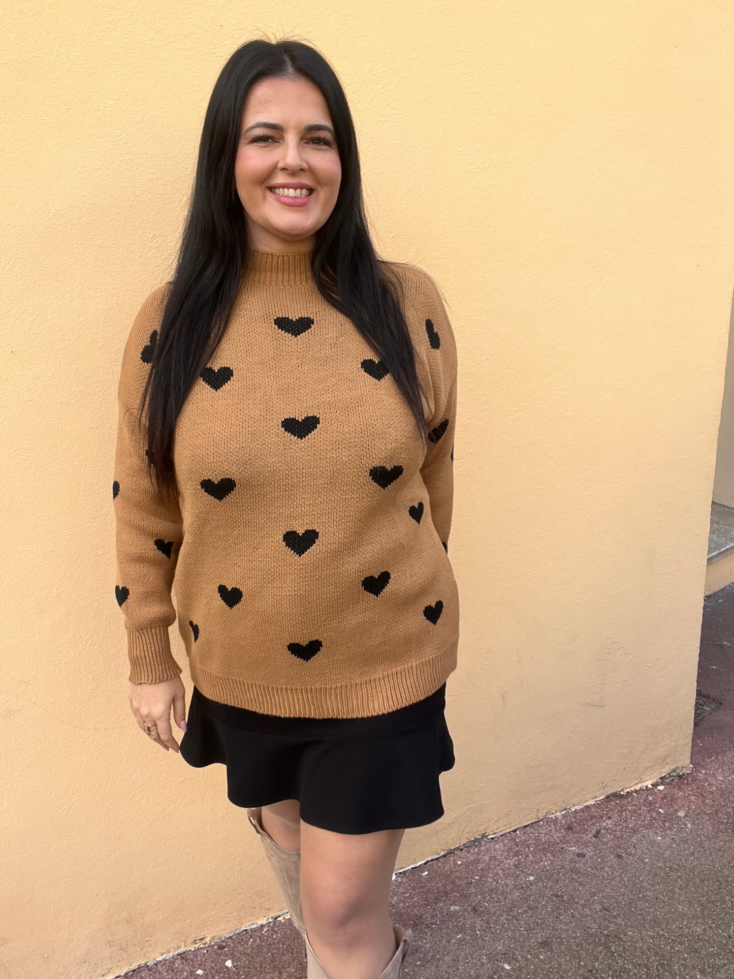 Pull grande taille camel cœurs