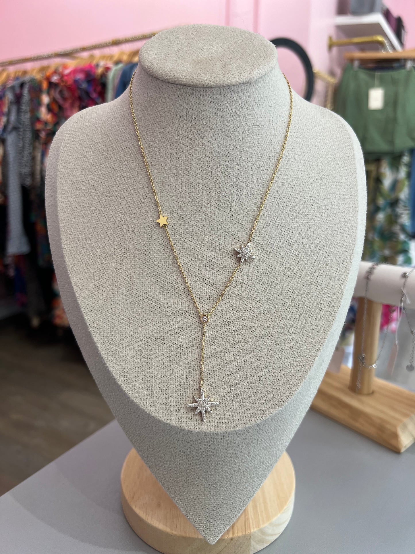 Collier Sia