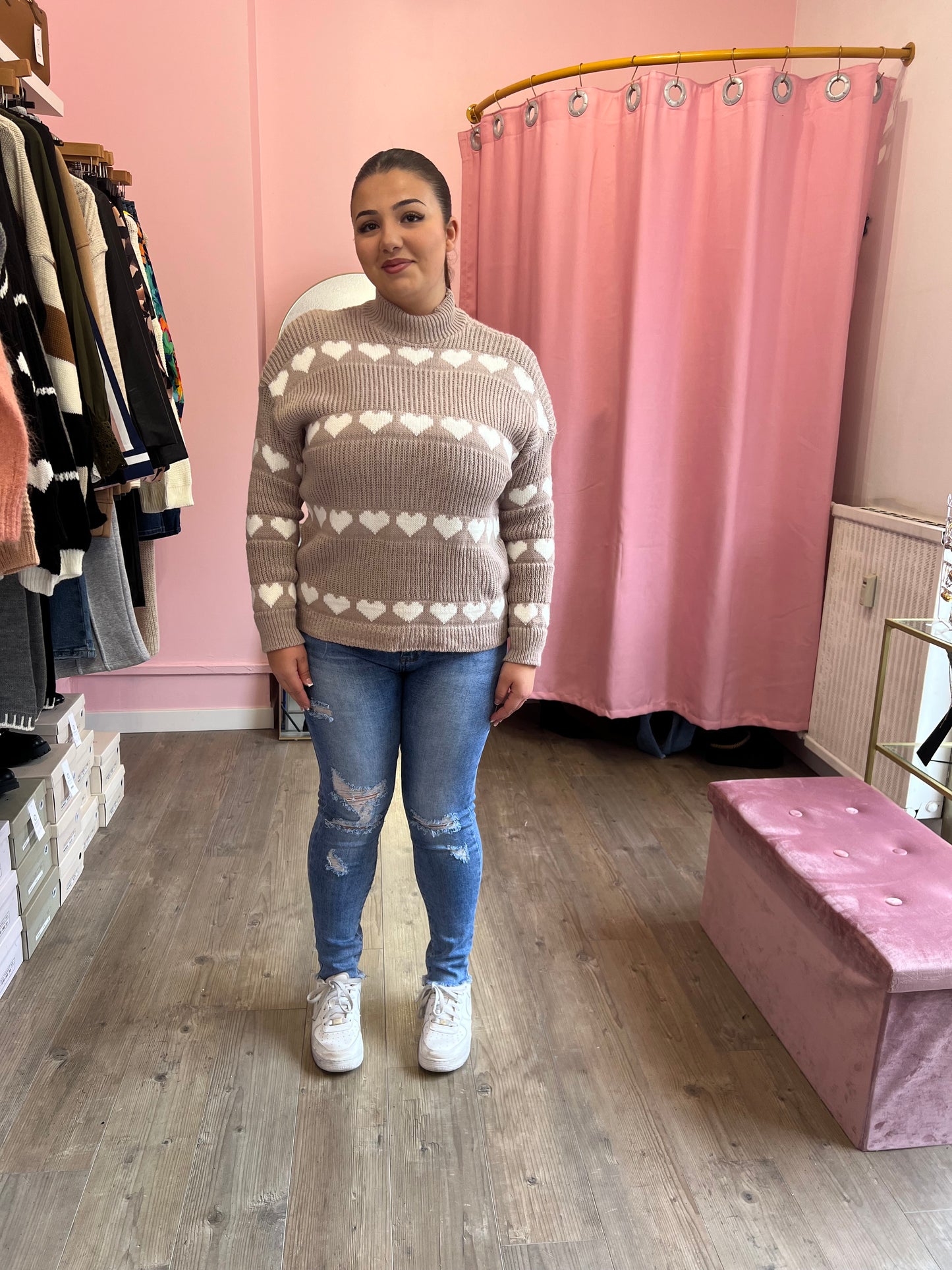 Pull coeurs beige