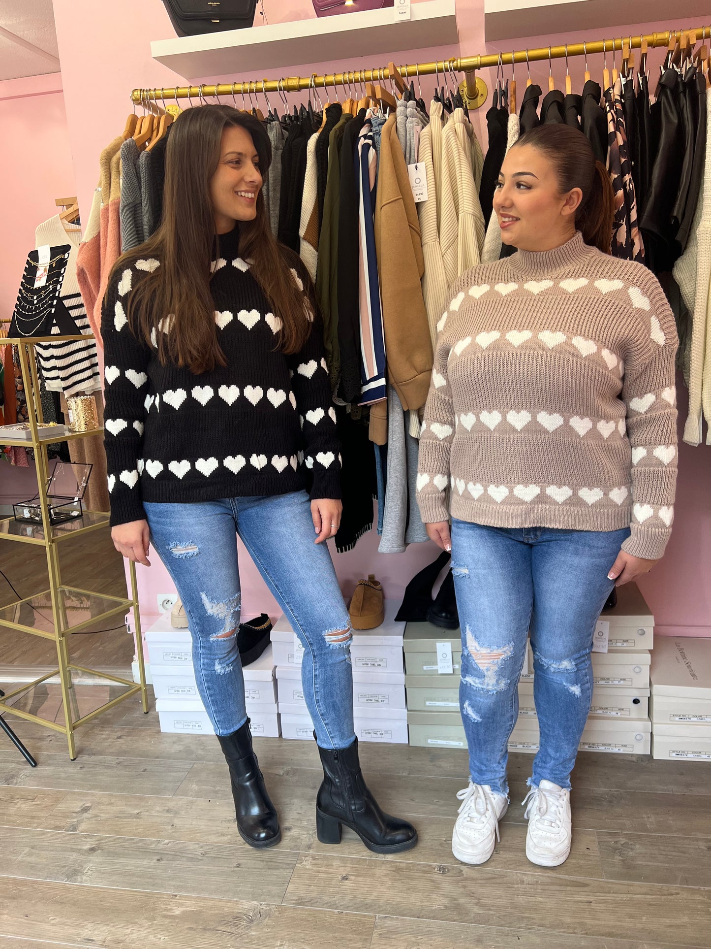 Pull coeurs noir