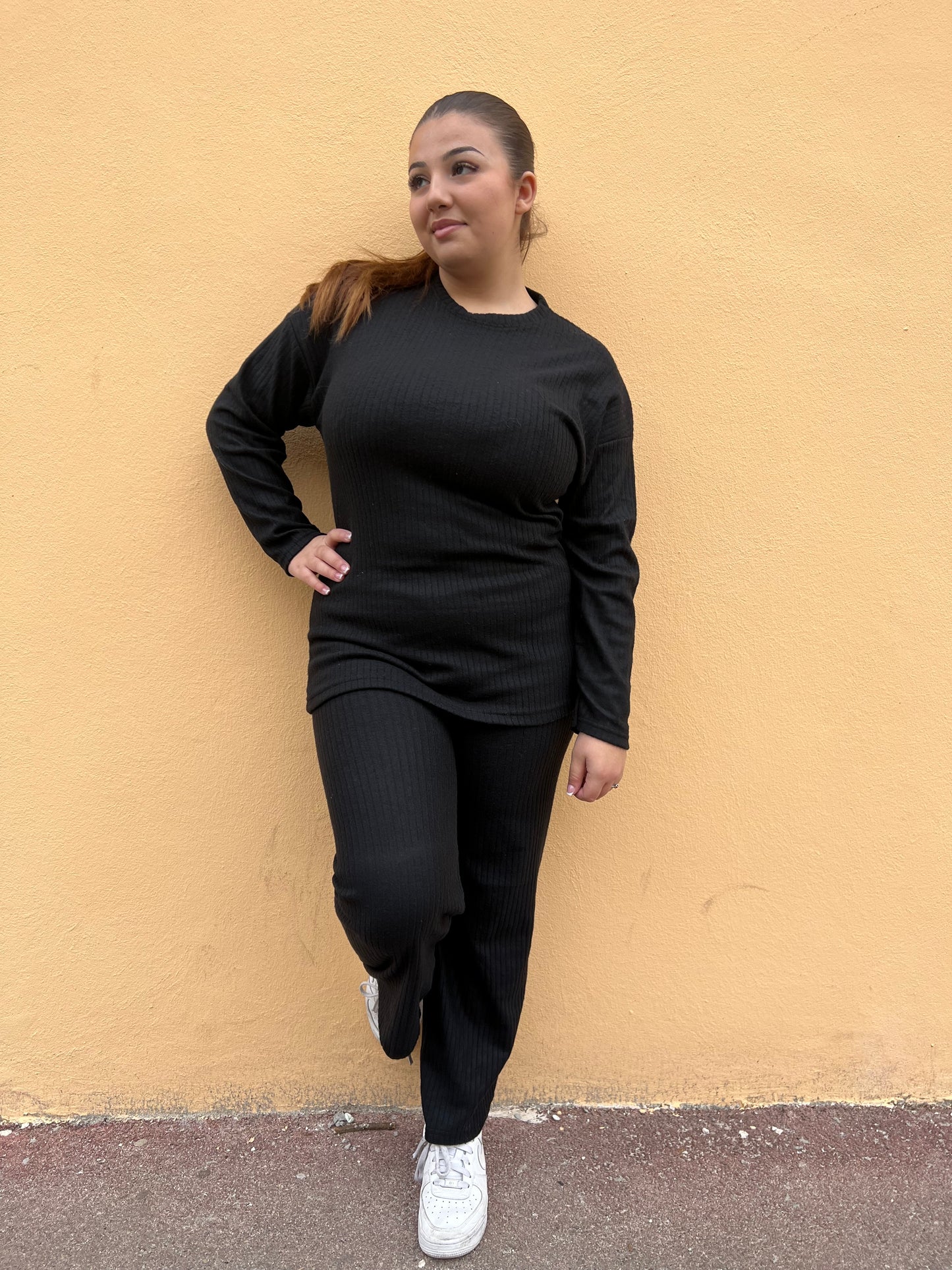 Ensemble noir