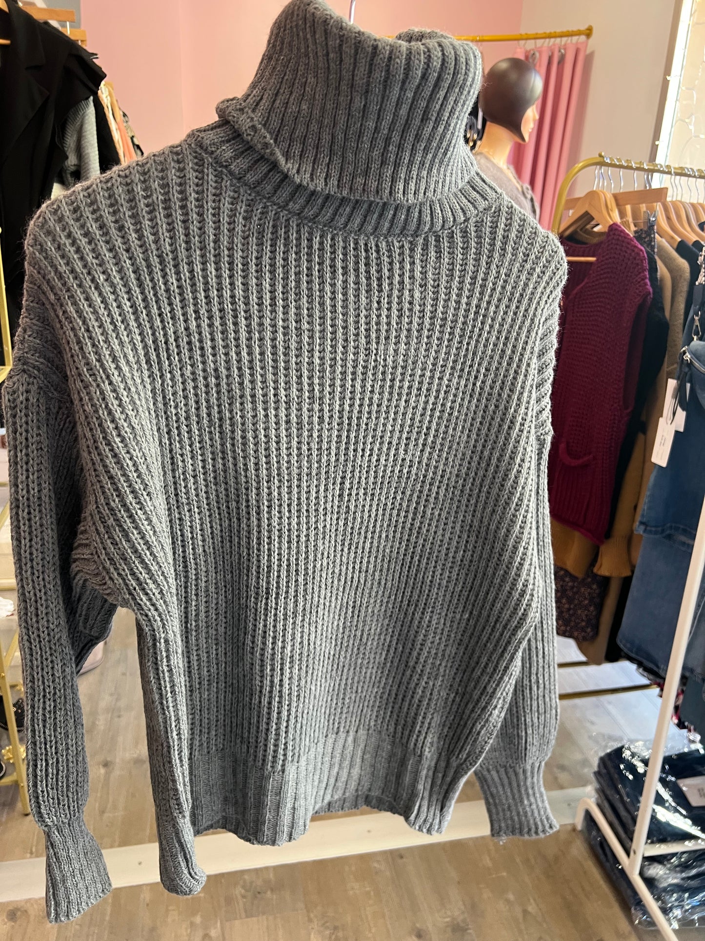 Pull col roulé