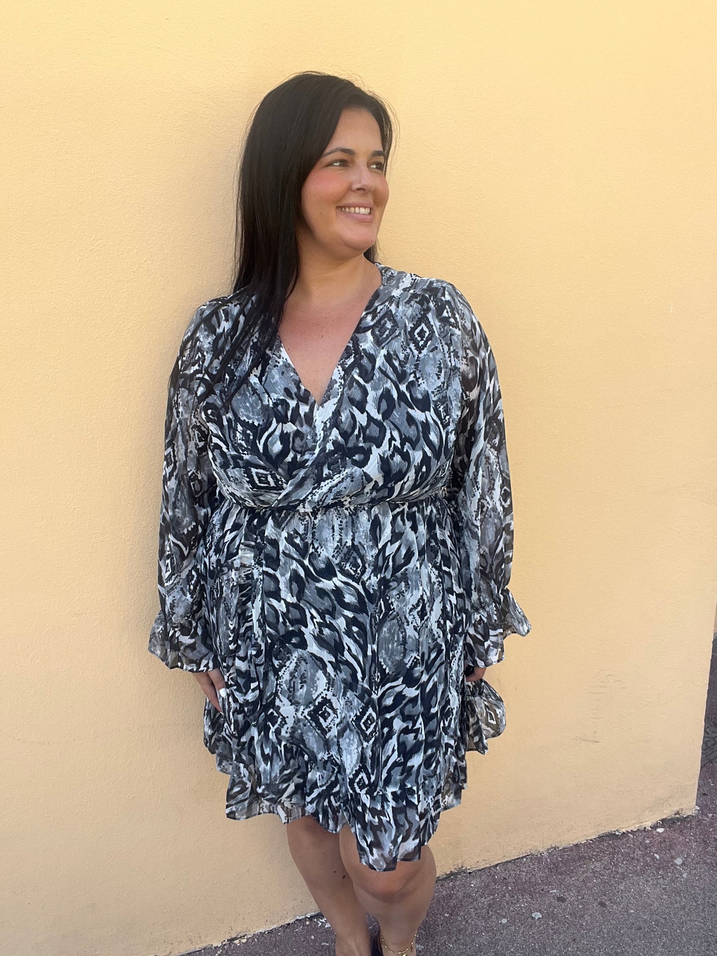 Robe Leo