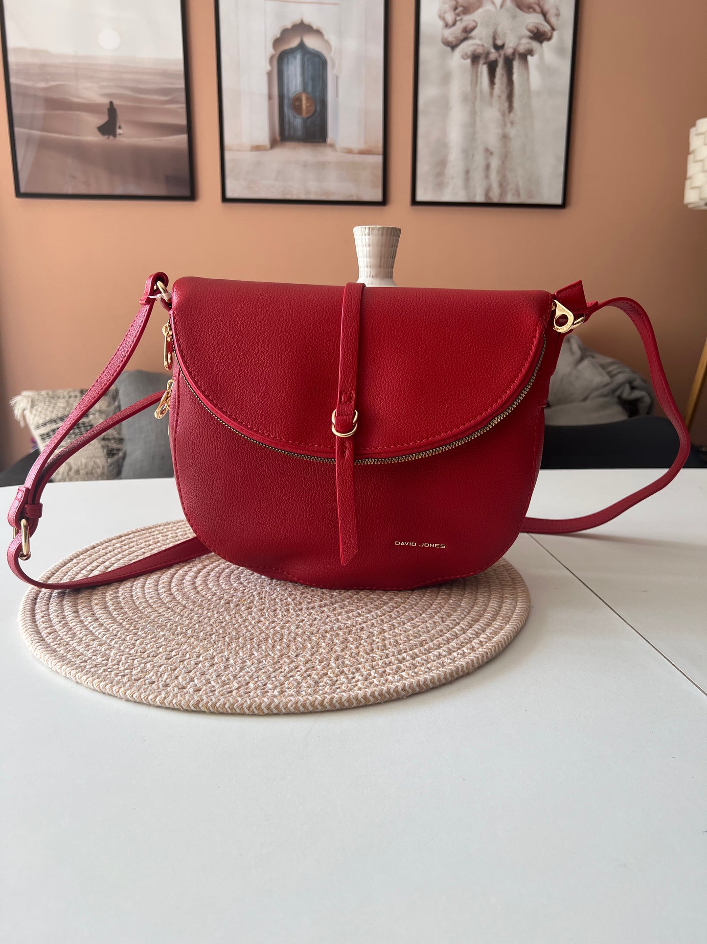 Sac bandouliere David Jones rouge
